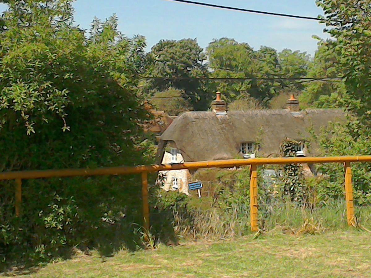 The Crown Inn Alvediston Экстерьер фото