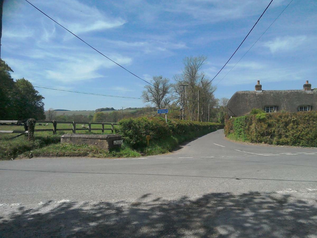 The Crown Inn Alvediston Экстерьер фото