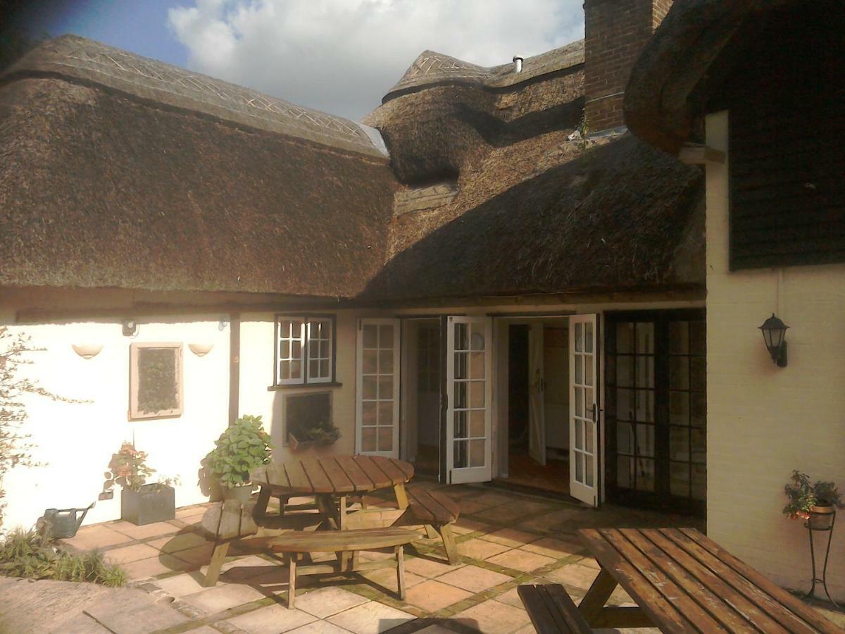 The Crown Inn Alvediston Экстерьер фото